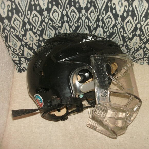 Jofa 690 L Hockey Equipment Helmet ITECH Size 7" to 7 5/8" Black Padded HECC - Picture 3 of 7